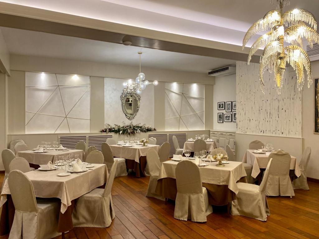 Hotel Las Cabanas Penaranda de Bracamonte Bagian luar foto